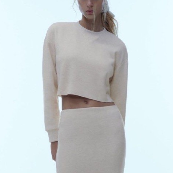 Zara Soft‎ Sweatshirt Top - Picture 4 of 6